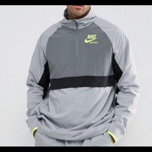 Nike Archive Half ZIP Woven Windbreaker